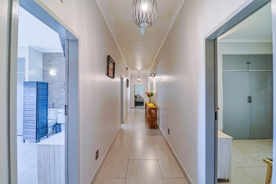 7 Bedroom Property for Sale in Waterkloof A H North West